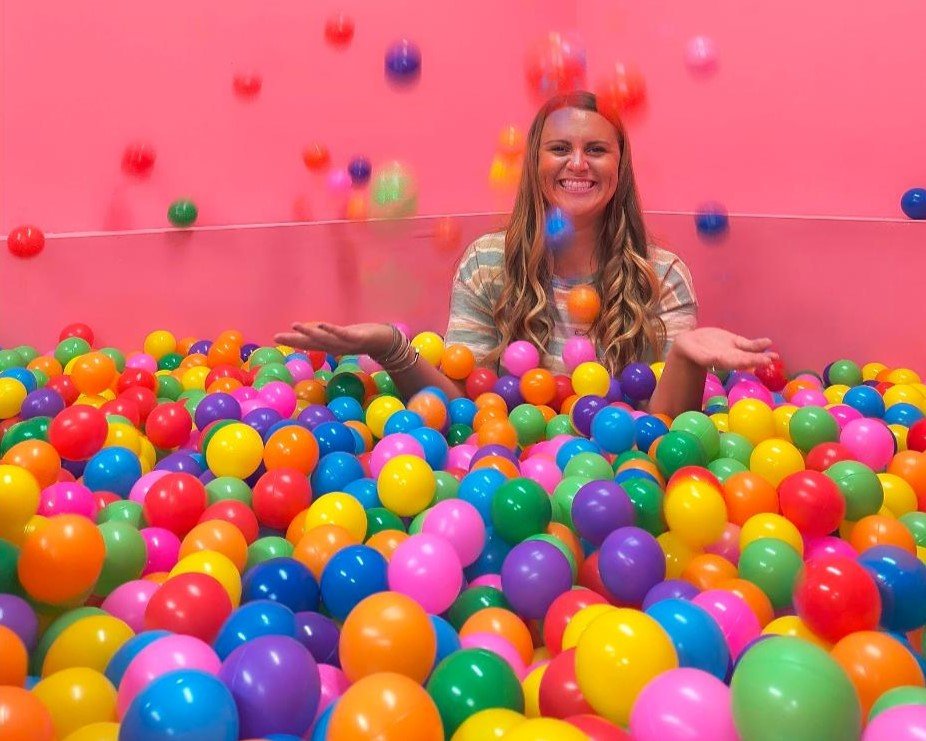 Photo from the Daily Press story about The Williamsburg Selfie Museum opening