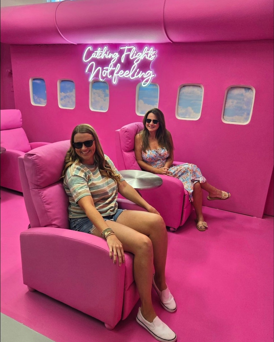 Photo from the Williamsburg Yorktown Daily story about the selfie museum
